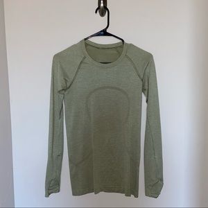 Lululemon Swiftly Tech Long Sleeve 2.0, rosemary green, size 4 NWOT